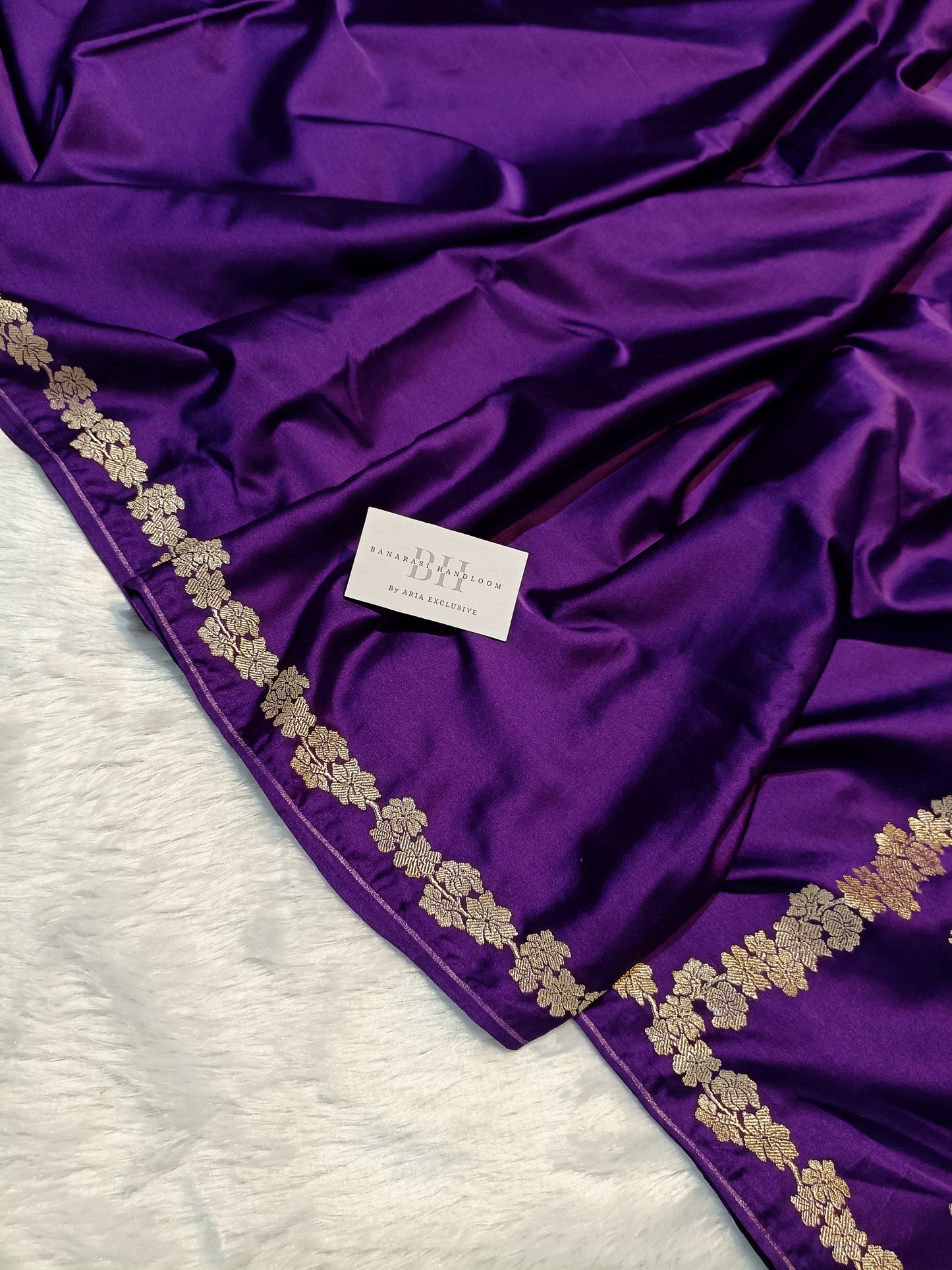 Pure Handloom Mashru Katan Silk Open Border Banarasi Saree with Floral Vine Weaving