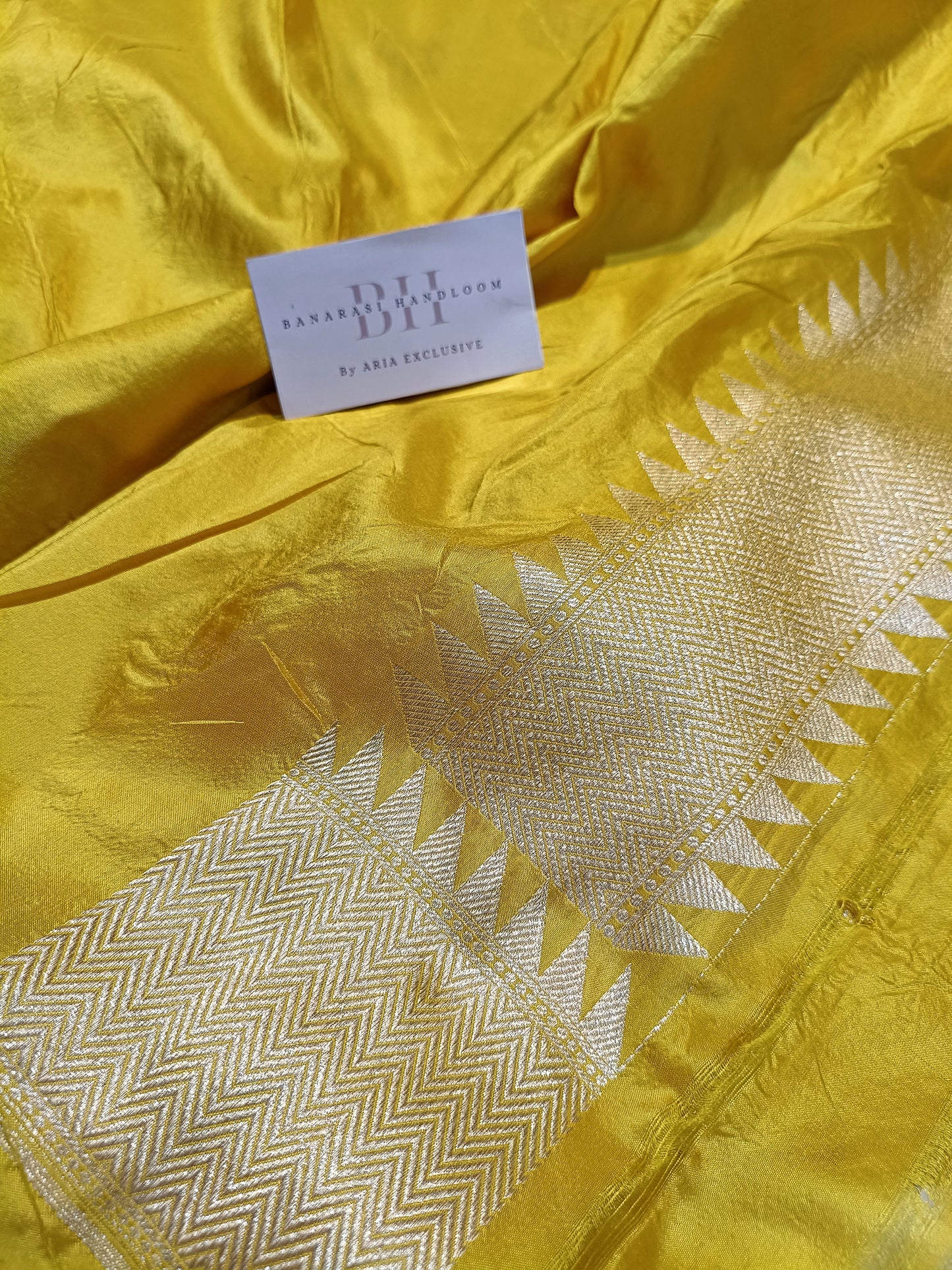 Pure Handloom Premium Katan Silk Banarasi Saree with Meenakari Floral Jaal Design