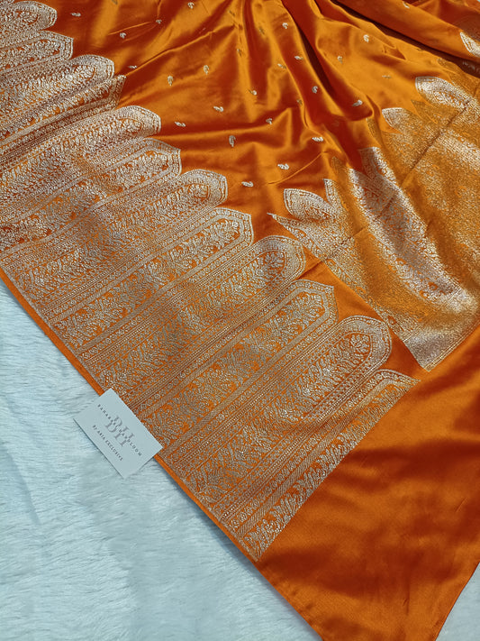 Pure Handloom Mashru Katan Silk Banarasi Saree with Skirt Border Weaving