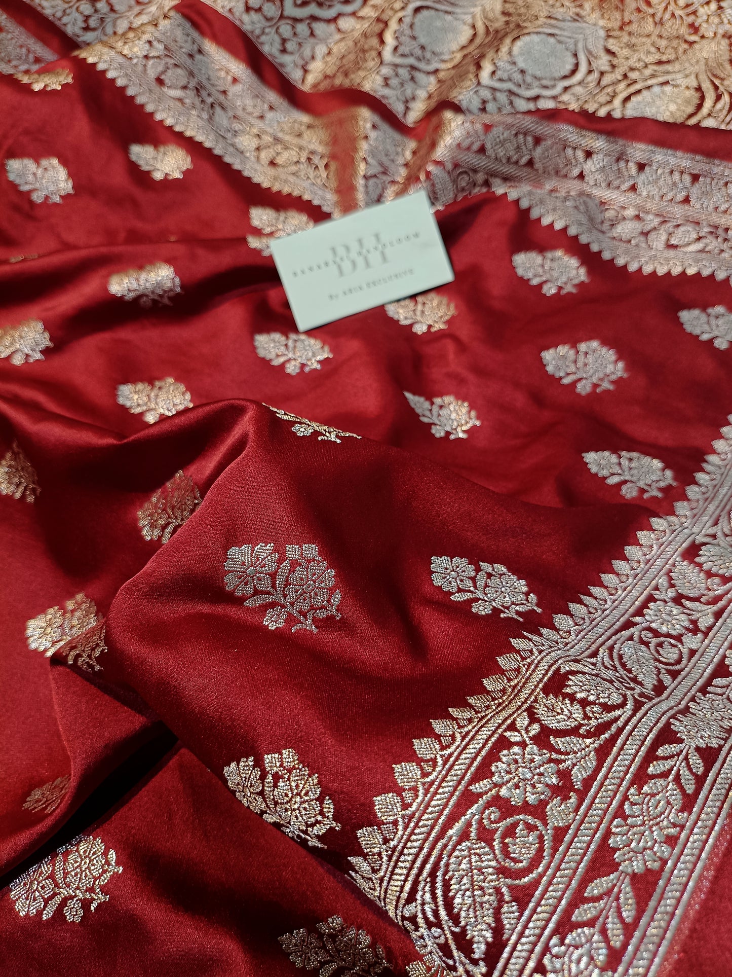 Pure Handloom Mashru Katan Silk Banarasi Saree with Floral Buti and Jangla Pallu