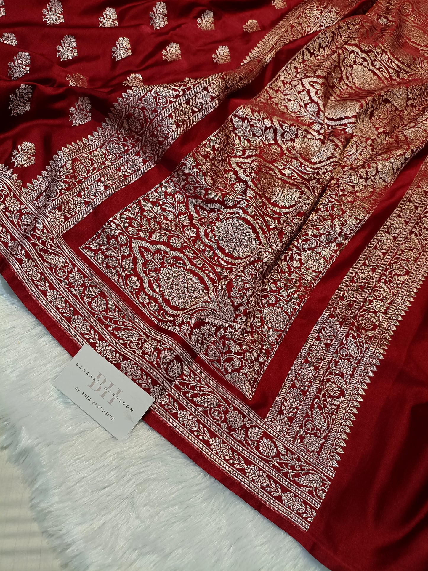Pure Handloom Mashru Katan Silk Banarasi Saree with Floral Buti and Jangla Pallu