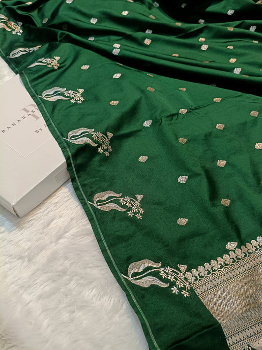 Pure Handloom Mashru Katan Silk Open Border Banarasi Saree with Leaf Motif Weaving