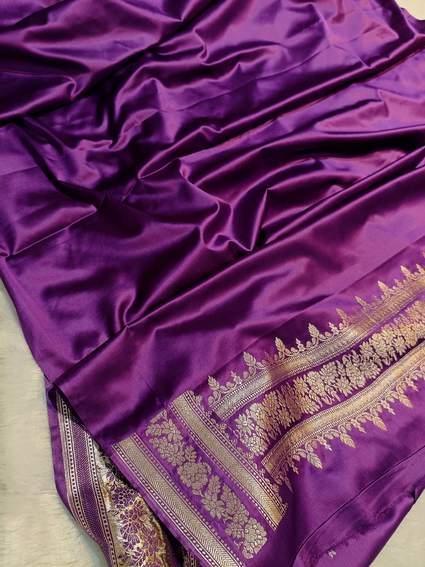 Pure Handloom Mashru Katan Silk Banarasi Saree with Small Leaf Booti and Designer Jaal Border