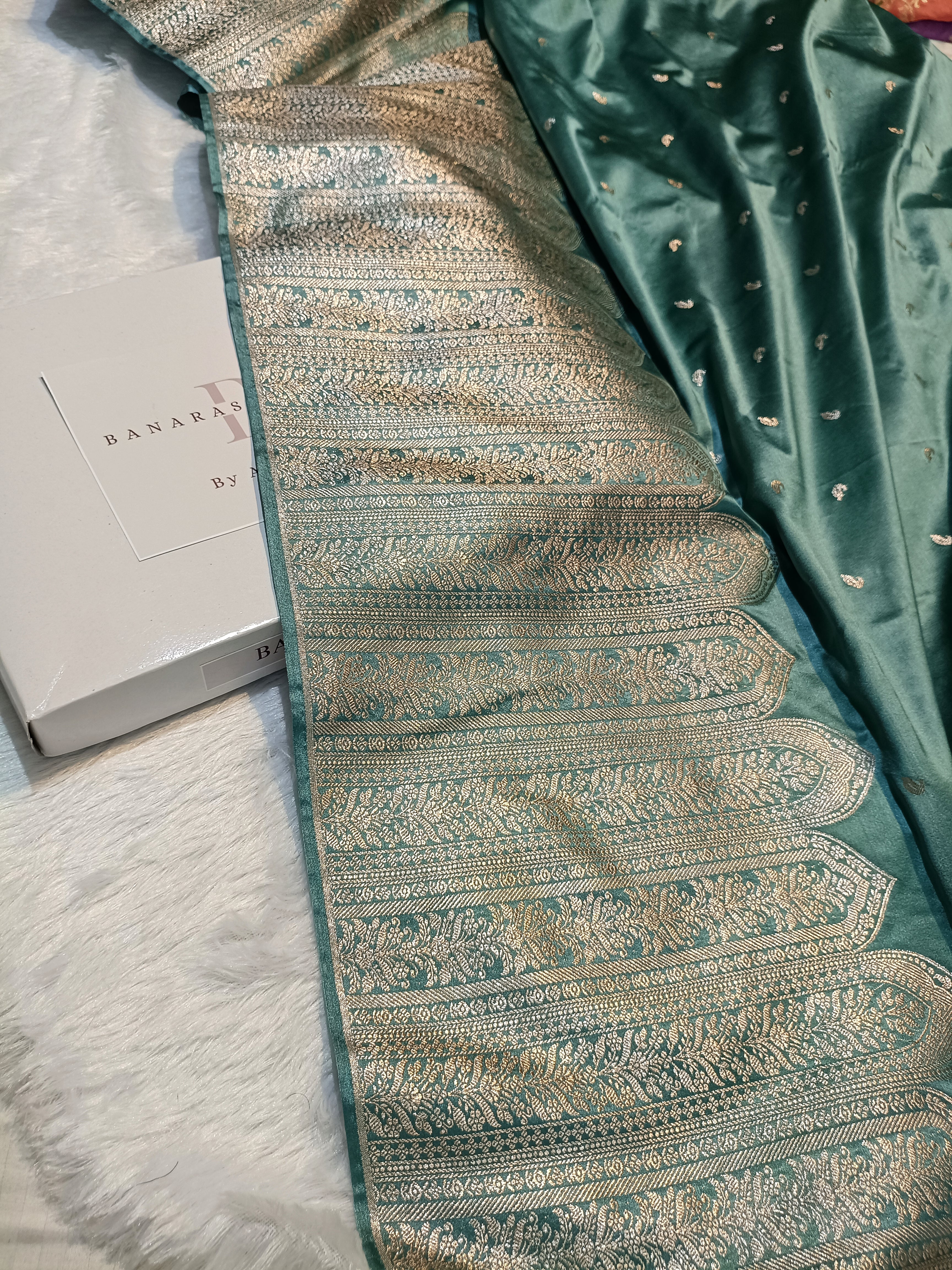 Pure Handloom Mashru Katan Silk Banarasi Saree with Skirt Border Weaving