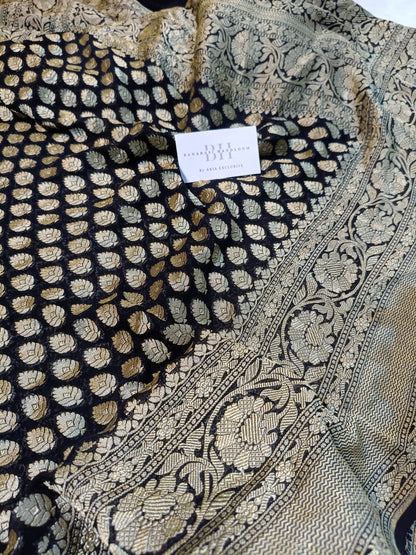 Pure Handloom Khaddi Chiffon Banarasi Saree with Floral Booti and Jangla Pallu