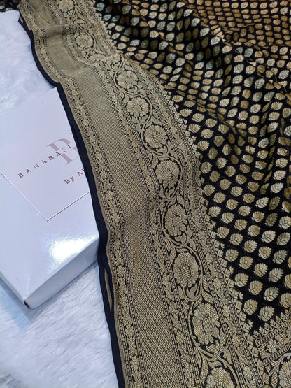 Pure Handloom Khaddi Chiffon Banarasi Saree with Floral Booti and Jangla Pallu