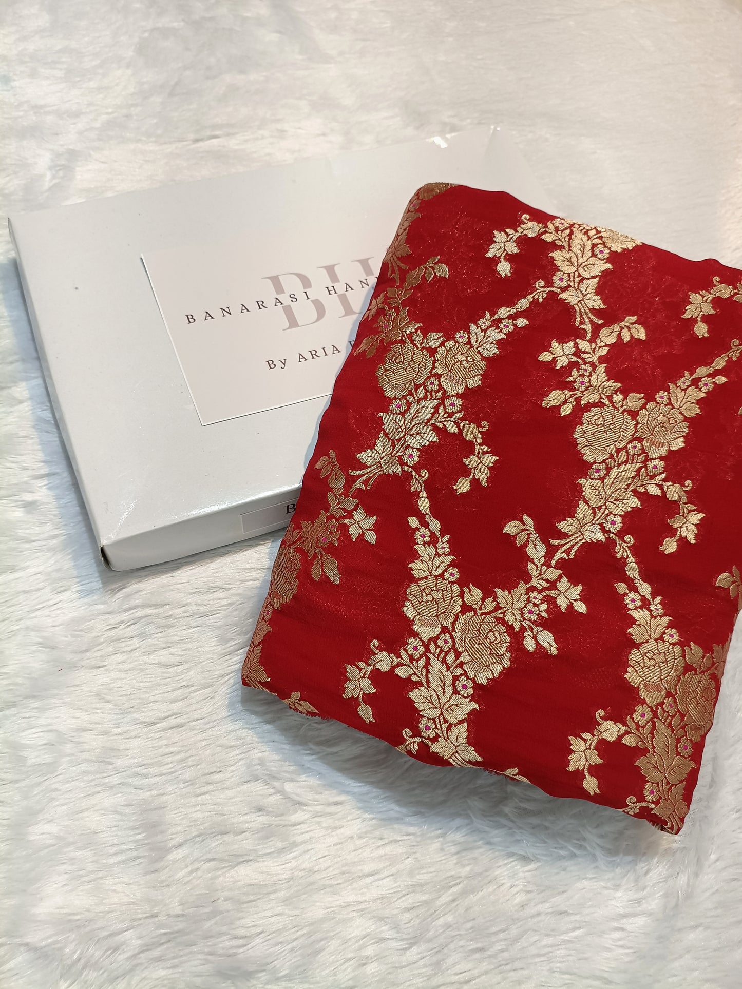 Pure Handloom Khaddi Chiffon Banarasi Saree with Floral Jangla Weaving