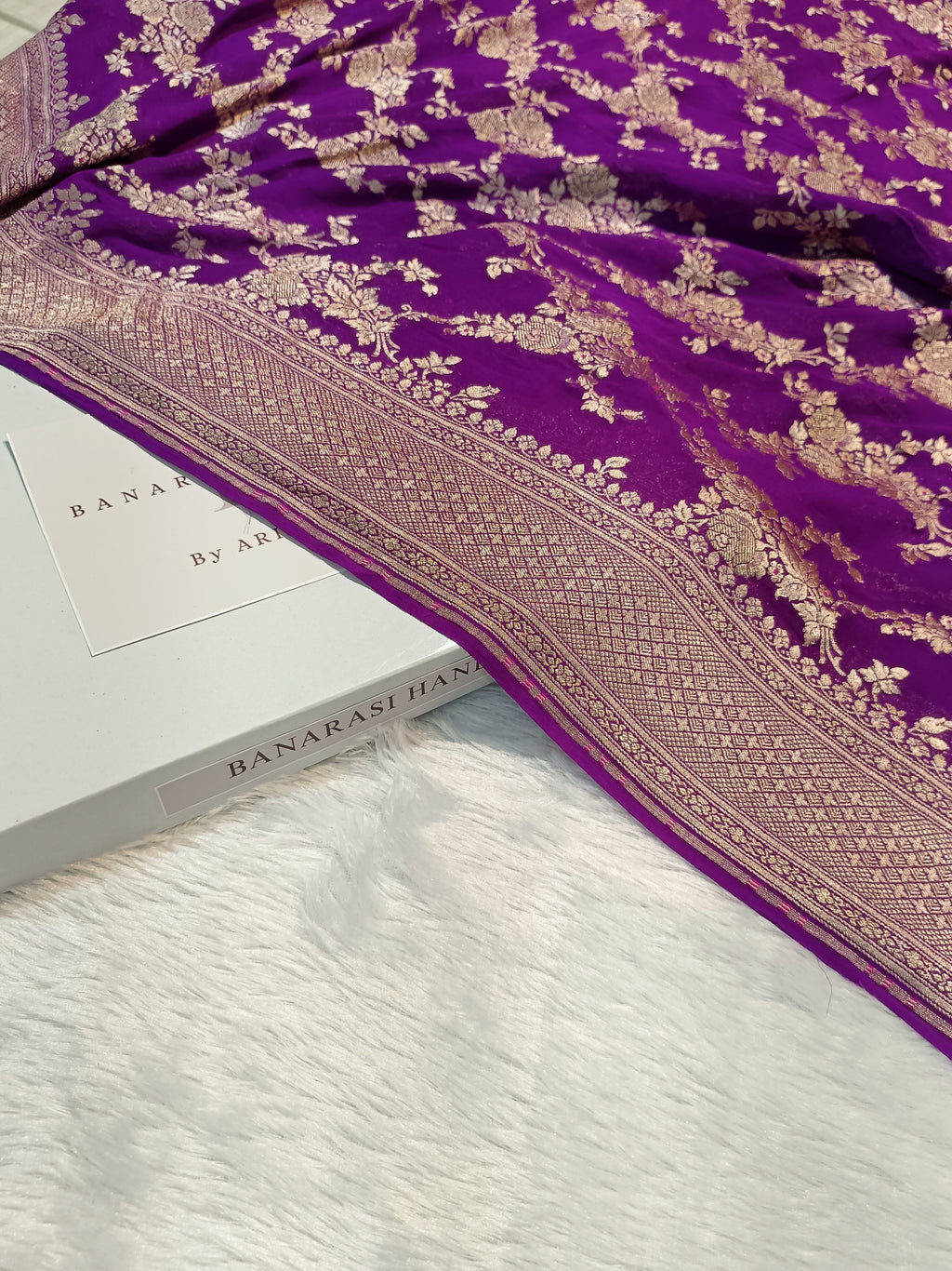Pure Handloom Khaddi Chiffon Banarasi Saree with Floral Jangla Weaving