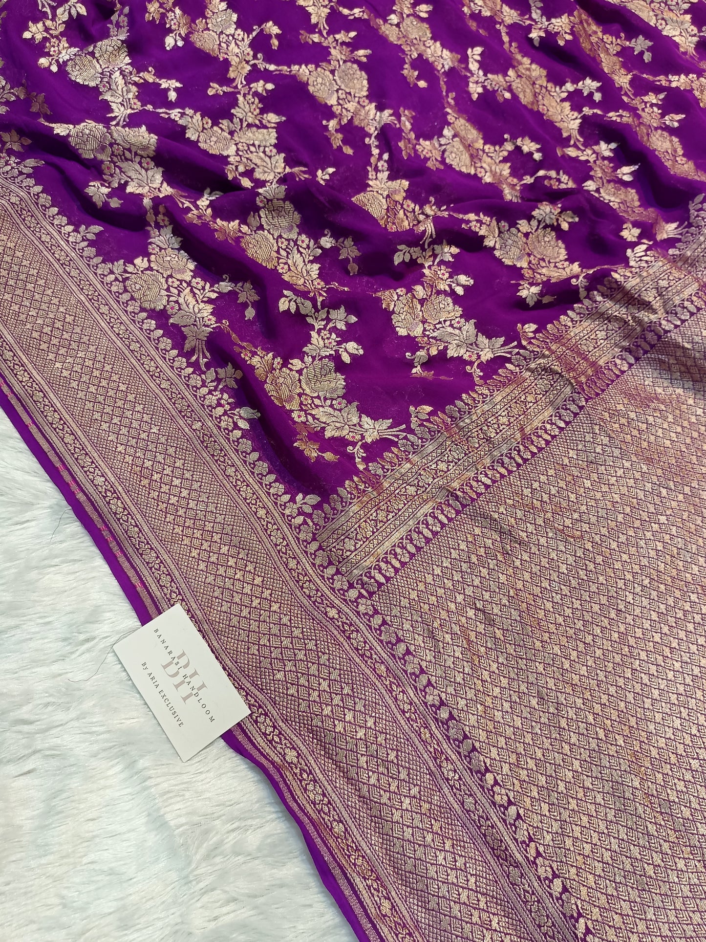 Pure Handloom Khaddi Chiffon Banarasi Saree with Floral Jangla Weaving