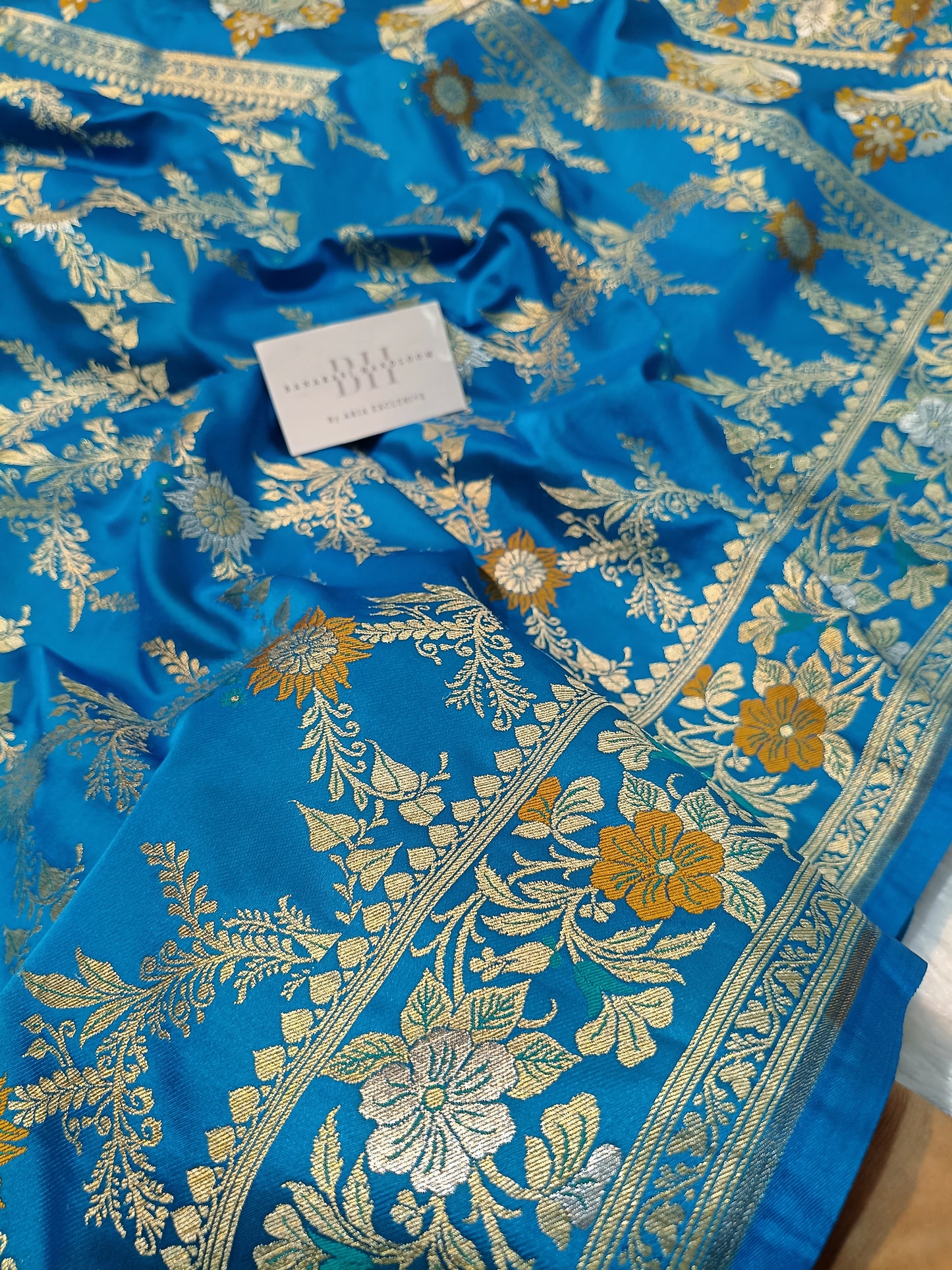 Pure Handloom Katan Silk Banarasi Saree with Meenakari Jaal Weaving