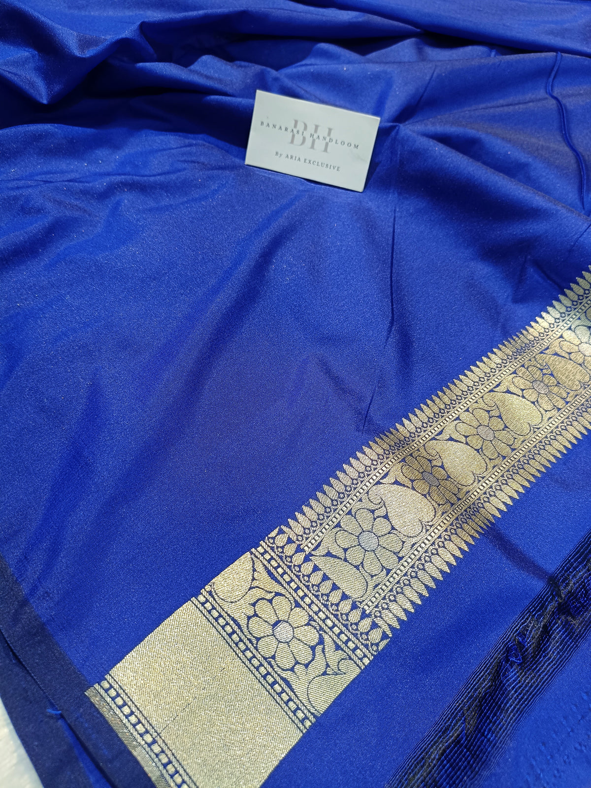 Pure Handloom Katan Silk Banarasi Saree with Meenakari Boota Weaving