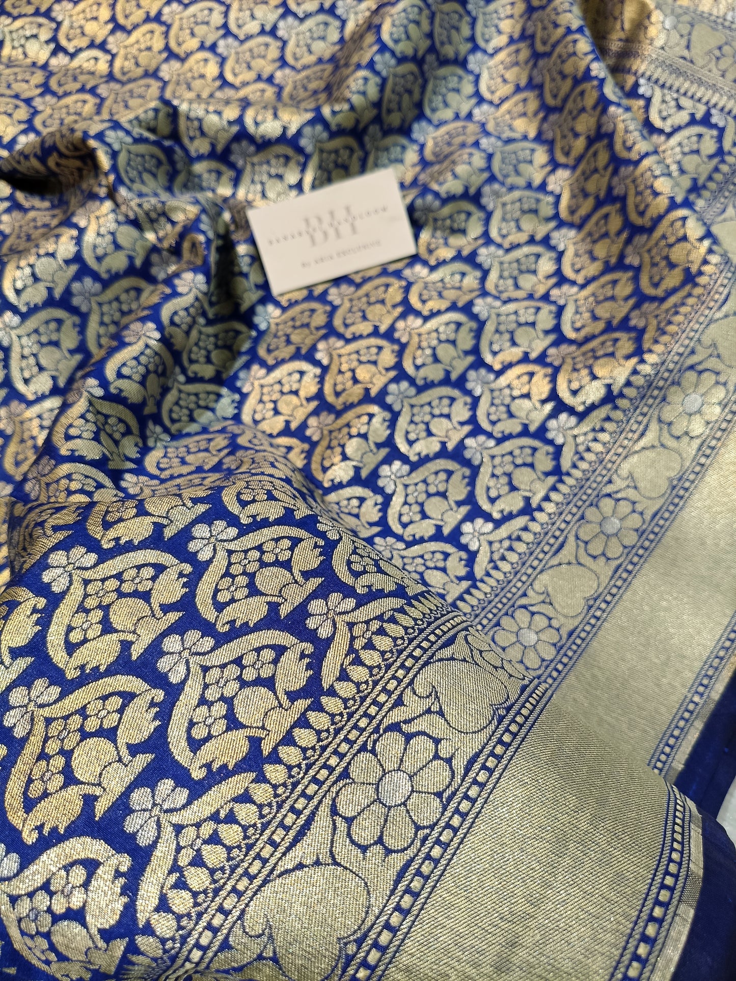 Pure Handloom Katan Silk Banarasi Saree with Meenakari Boota Weaving