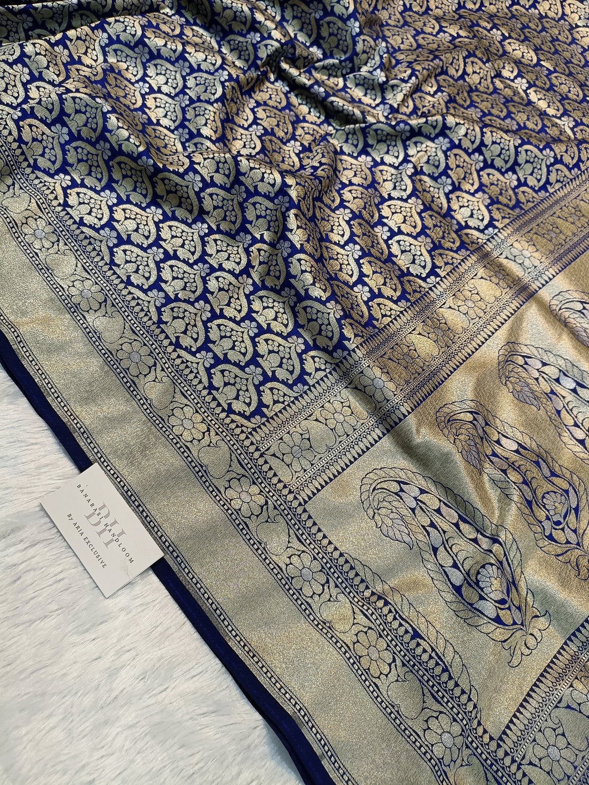 Pure Handloom Katan Silk Banarasi Saree with Meenakari Boota Weaving