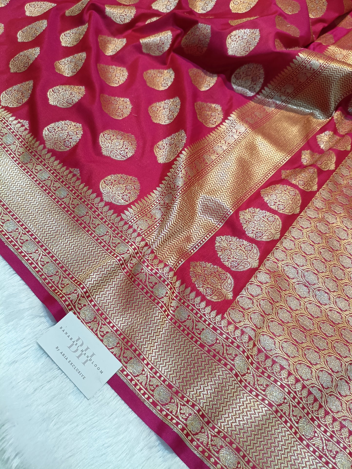 Pure Handloom Katan Silk Banarasi Saree with Floral Zari Boota Weaving