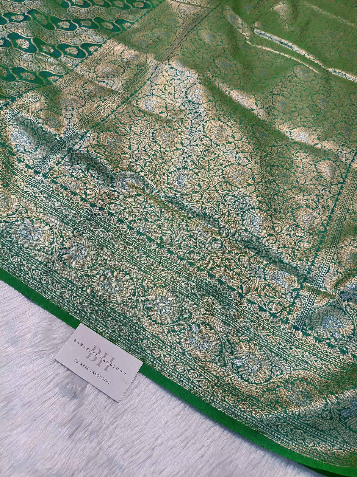 Pure Handloom Katan Silk Banarasi Saree with Floral Jaal Weaving