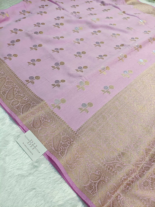 Chiniya Silk Banarasi Saree with Floral Buti Weaving