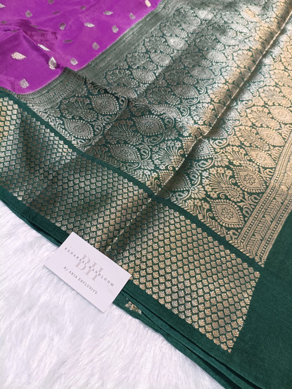 Pure Viscose Silk Banarasi Saree with Booti Design and Contrast Border