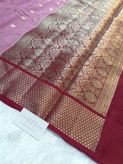 Pure Viscose Silk Banarasi Saree with Booti Design and Contrast Border