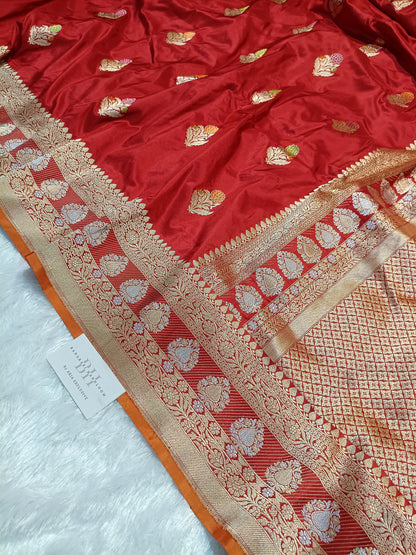 Pure Handloom Premium Katan Silk Banarasi Saree with Meenakari Flower Motifs