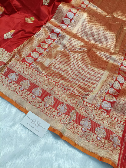 Pure Handloom Premium Katan Silk Banarasi Saree with Meenakari Flower Motifs