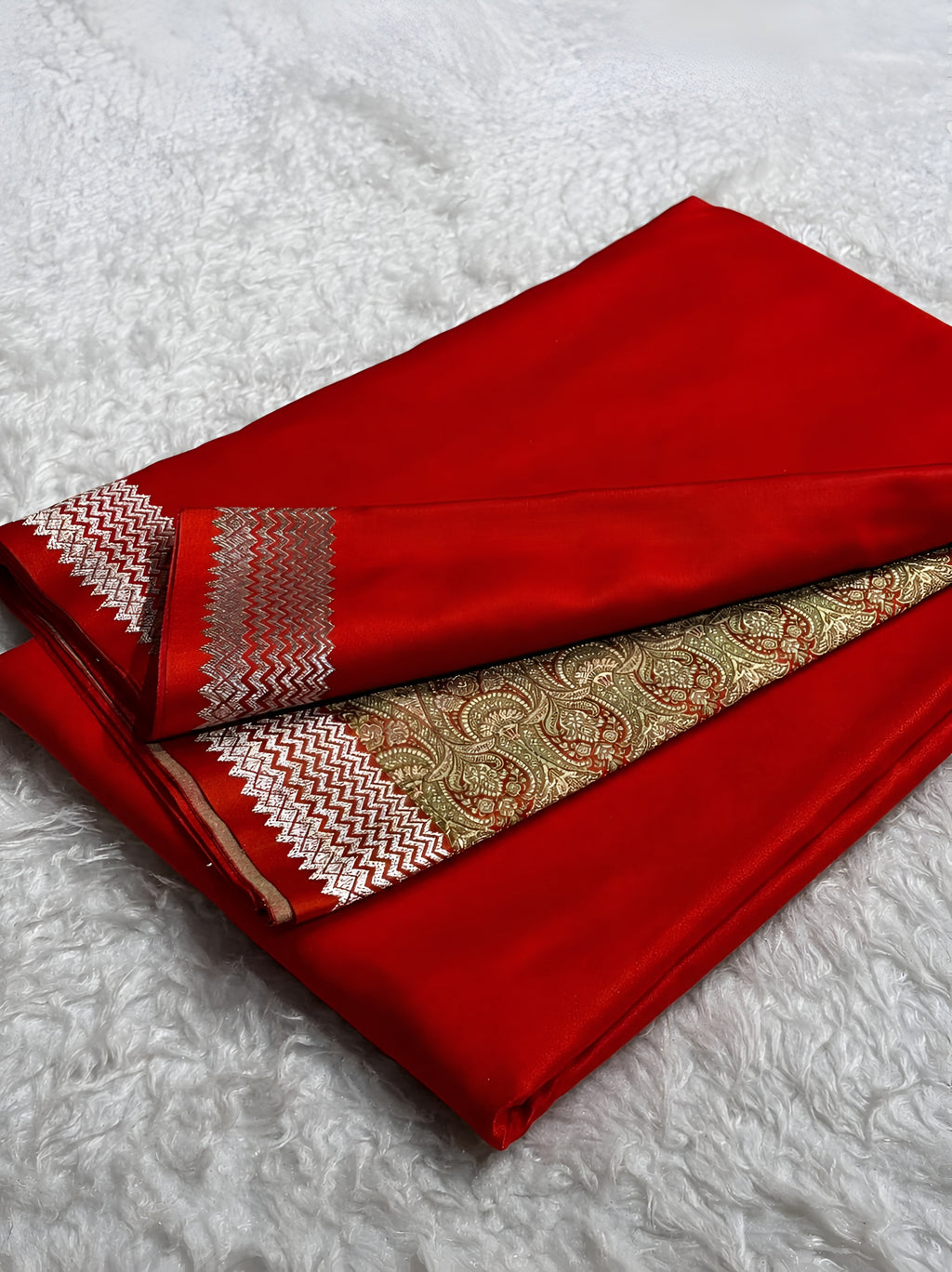 Bridal Red Shade Handwoven Kataan Mashru Silk Saree