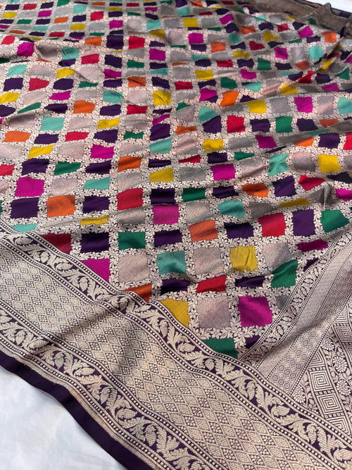 (Pre-Order) Black Shade Handwoven Pure Kataan Silk Rangkaat Banarasi