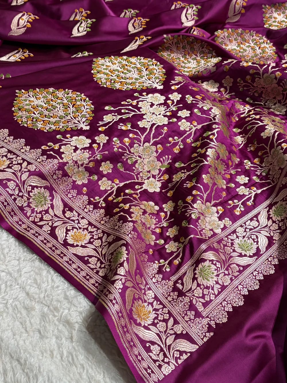 Purple Shade Handwoven Kataan Mashru Silk Tilfi Meena
