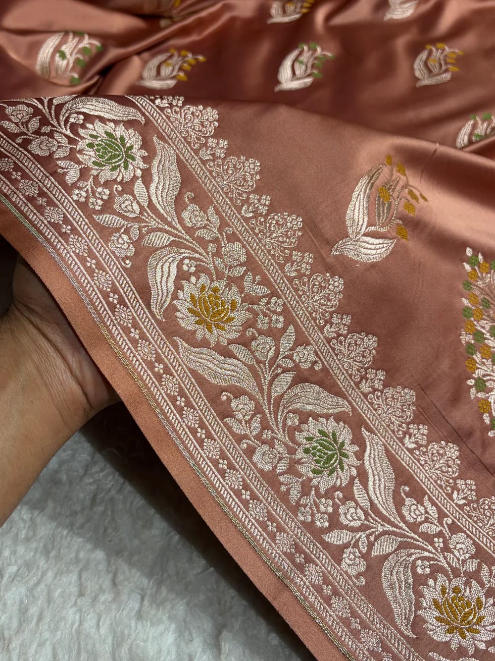 Antique Brown Shade Handwoven Kataan Mashru Silk Tilfi Meena