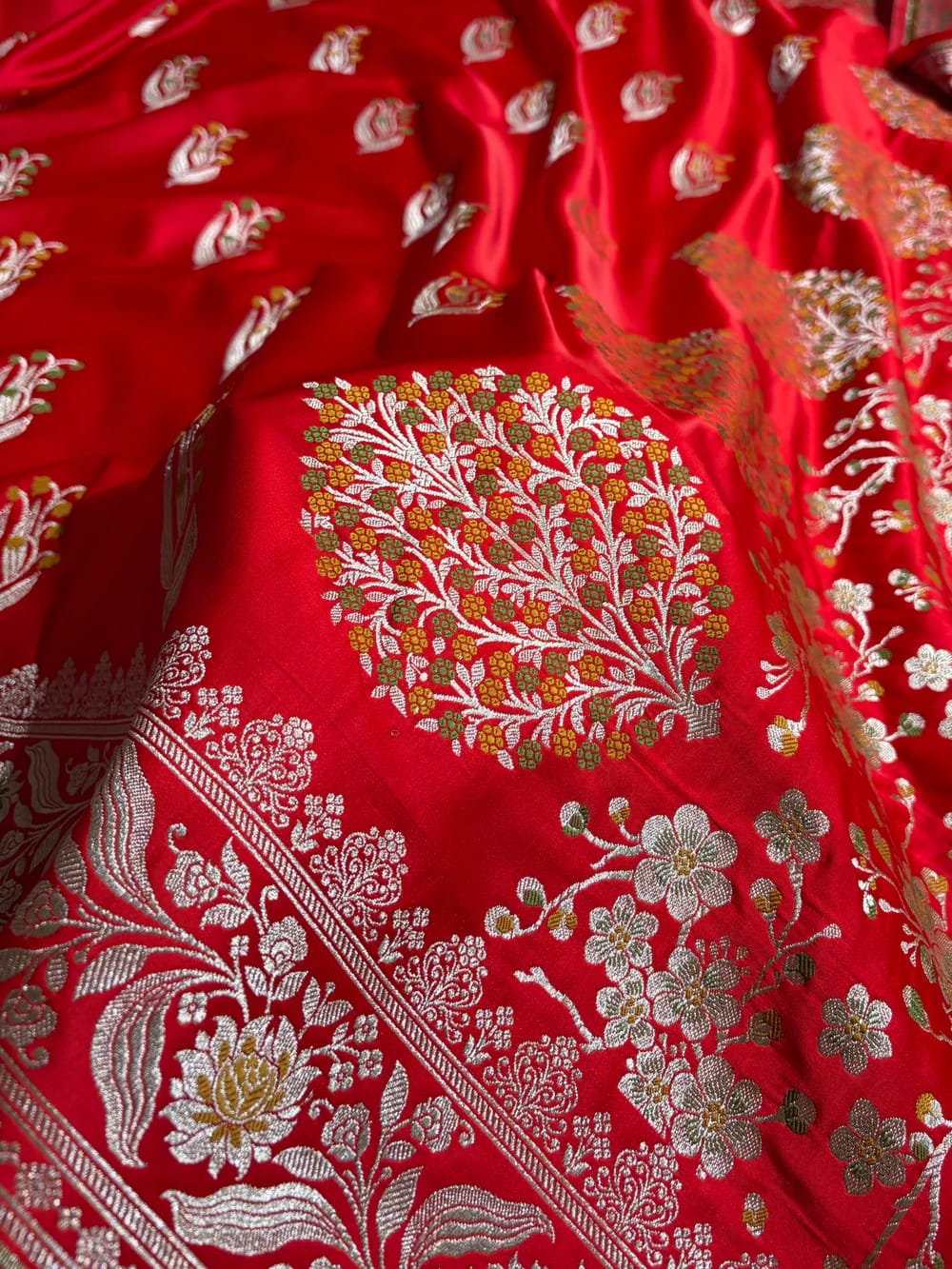 Bridal Red Shade Handwoven Kataan Mashru Silk Tilfi Meena