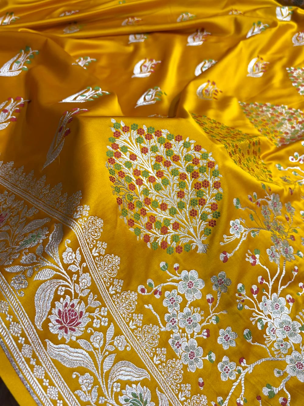 Gold Shade Handwoven Kataan Mashru Silk Tilfi Meena
