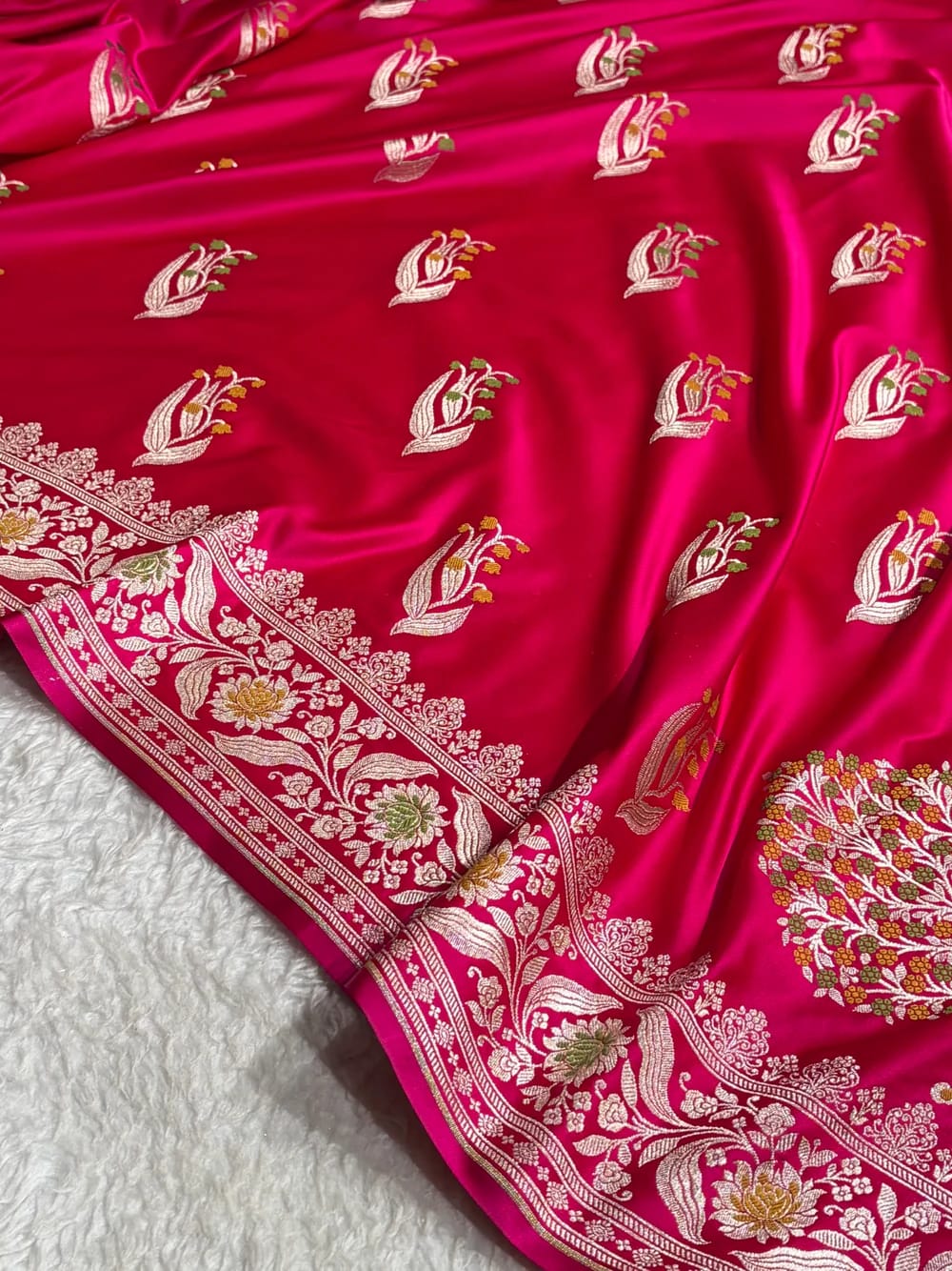 Hot Pink Shade Handwoven Kataan Mashru Silk Tilfi Meena