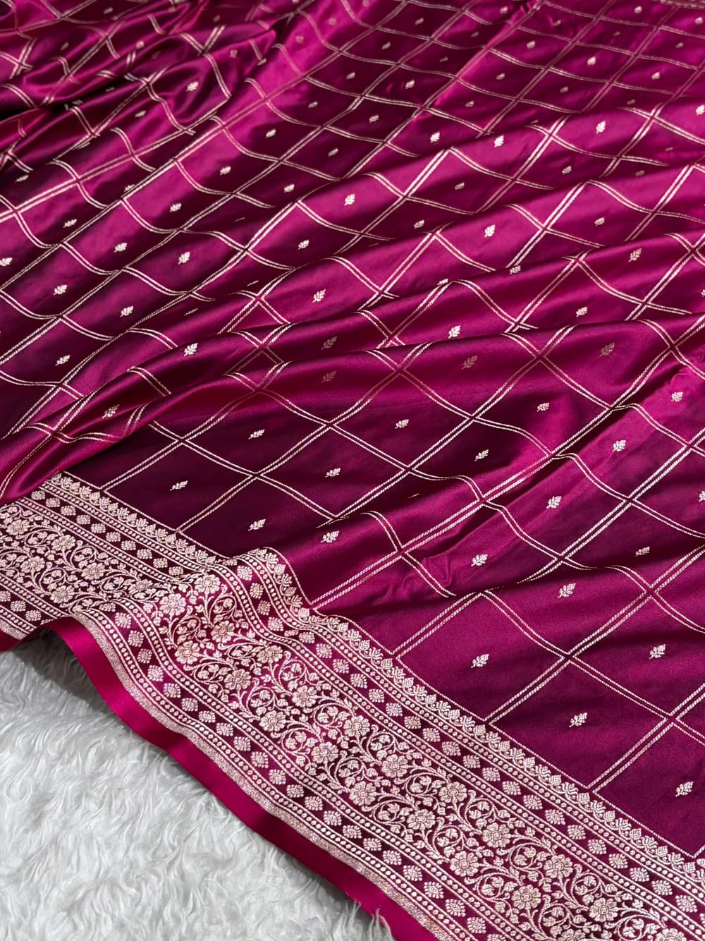 Cherry shade Handwoven Kataan Mashru Silk Saree