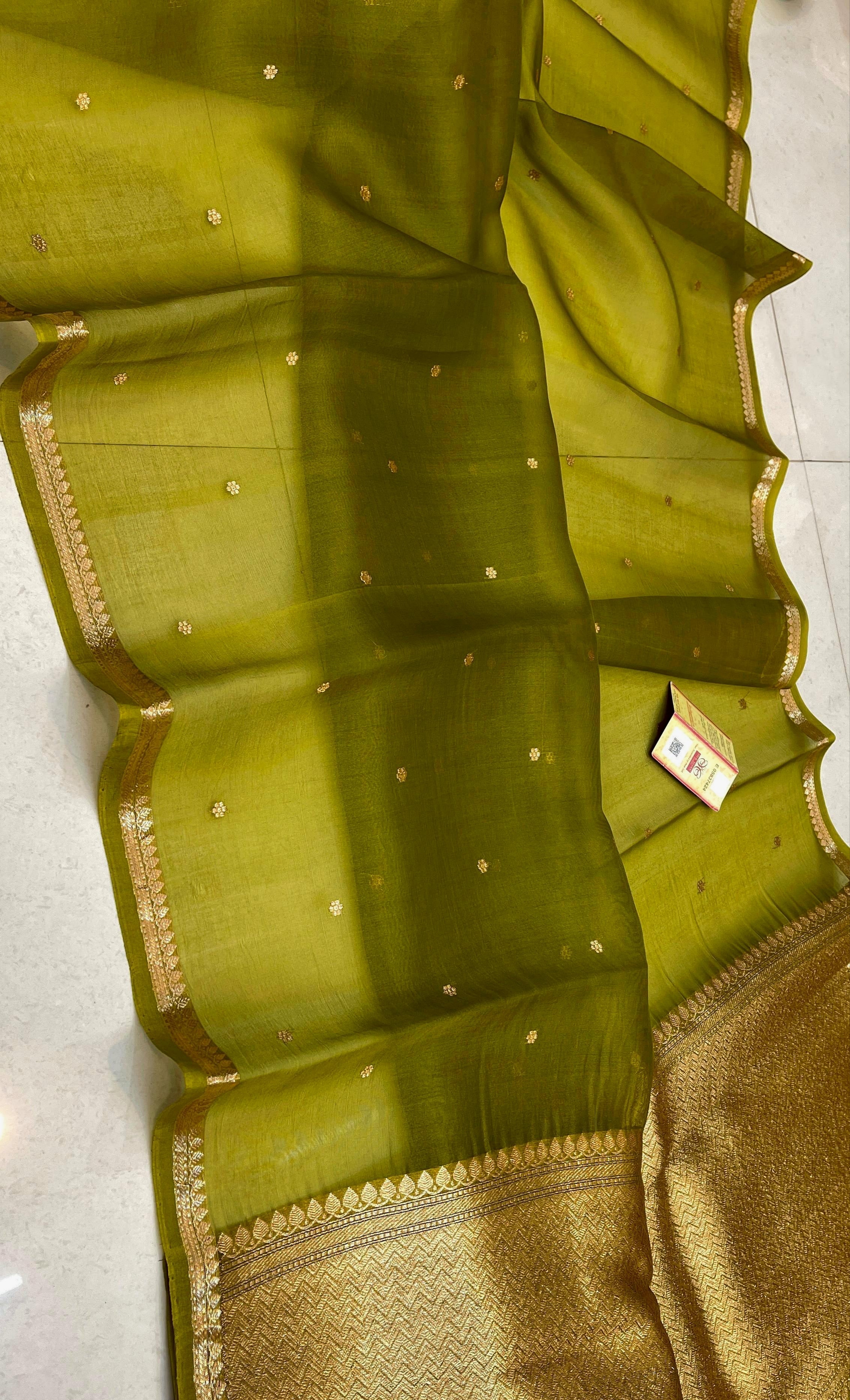 Mehendi Green Shade Handwoven Pure Reshmi Kora Organza Silk