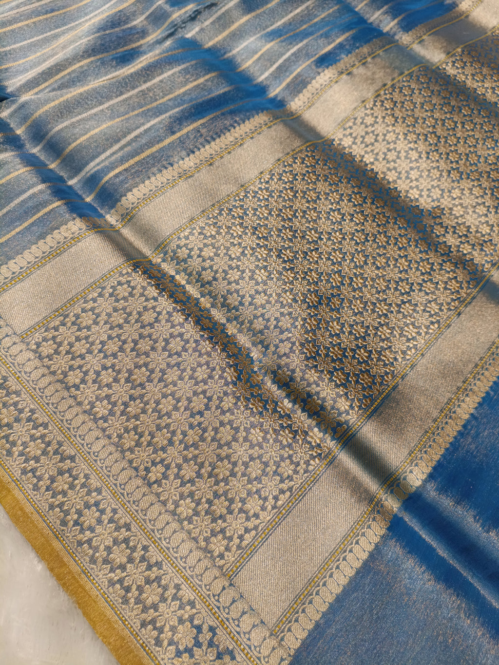 Firozi Blue Shade Handwoven Kataan  Ektara Tissue Banarasi