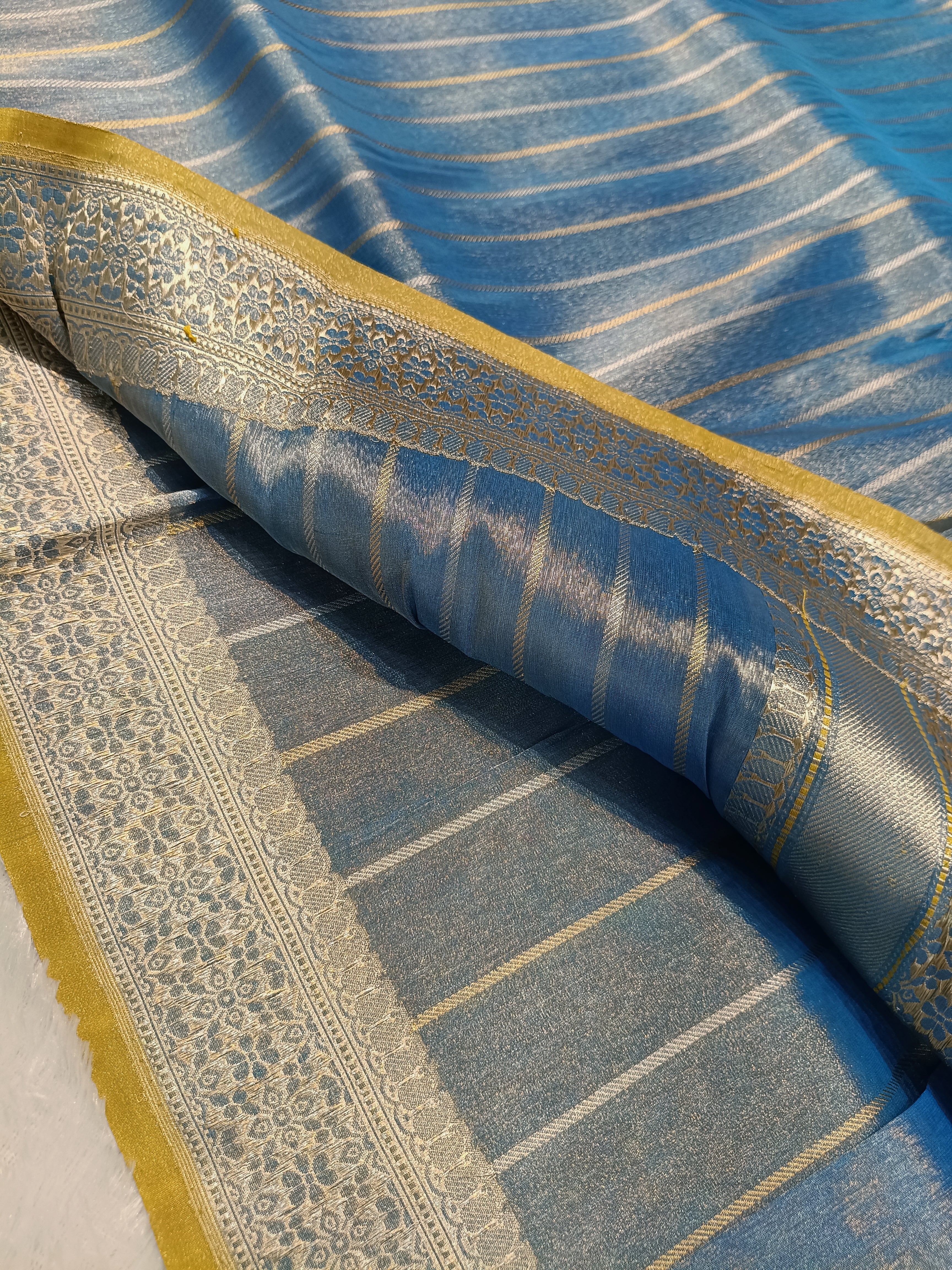 Firozi Blue Shade Handwoven Kataan  Ektara Tissue Banarasi