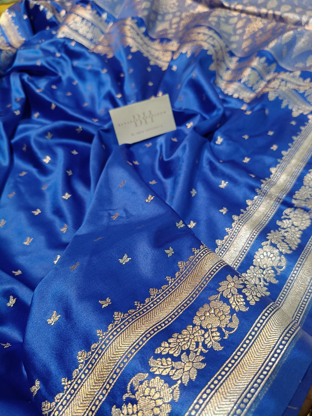 Royal Blue Shade Handwoven Kataan Mashru Silk Saree