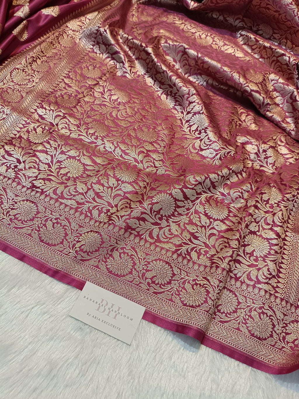Mauve Pink Shade Handwoven Kataan Mashru Silk Saree