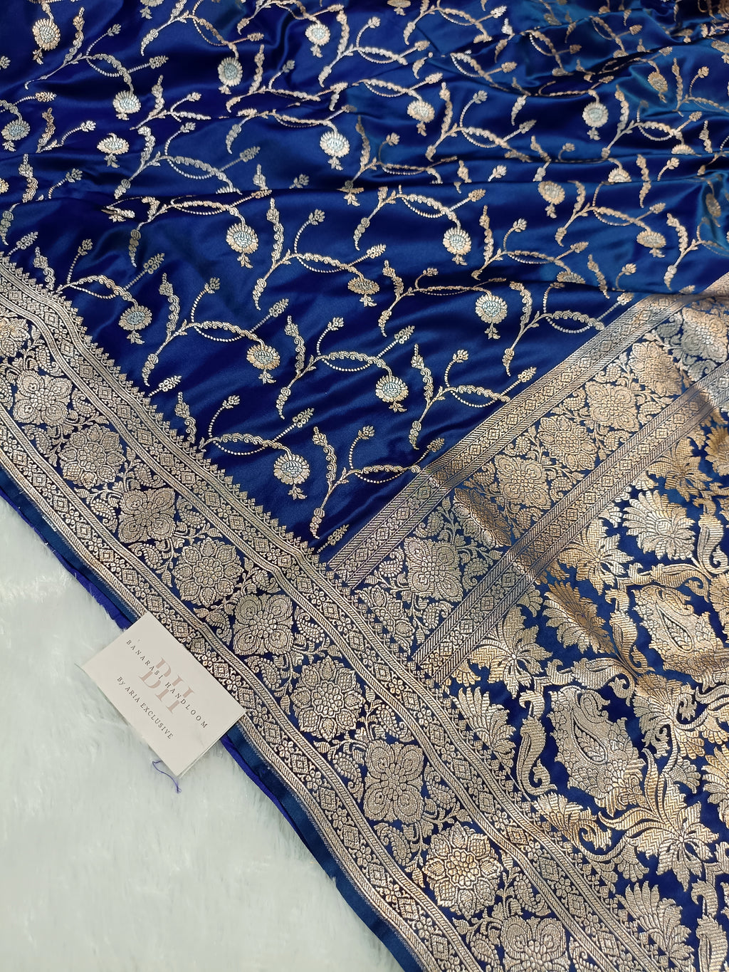 Royal Blue Shade Handwoven Kataan Mashru Silk Saree
