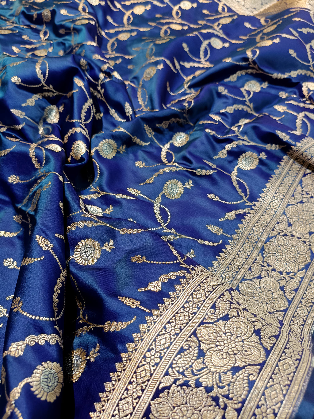 Royal Blue Shade Handwoven Kataan Mashru Silk Saree