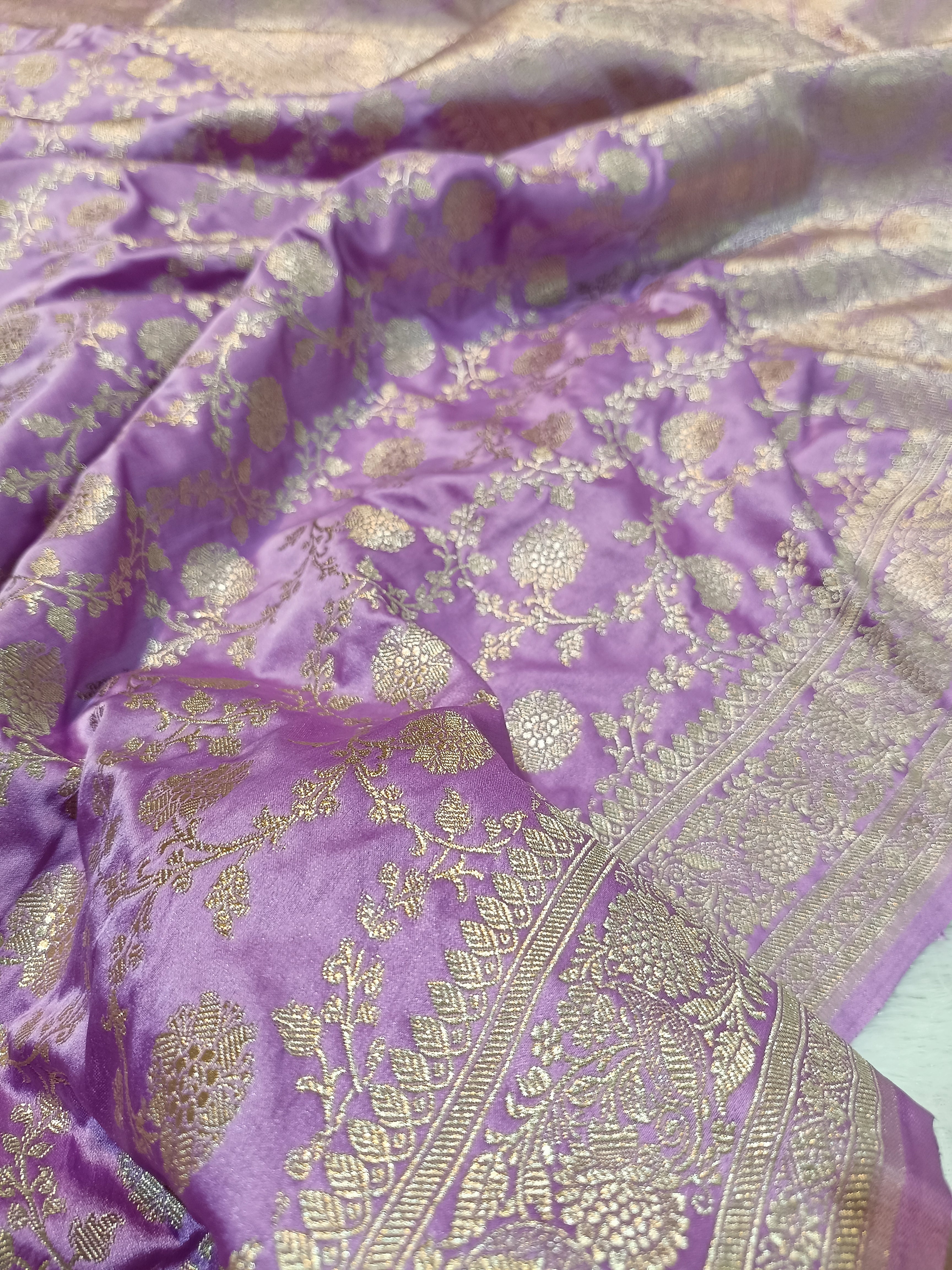 Lavender Shade Handwoven Kataan Mashru Silk Saree