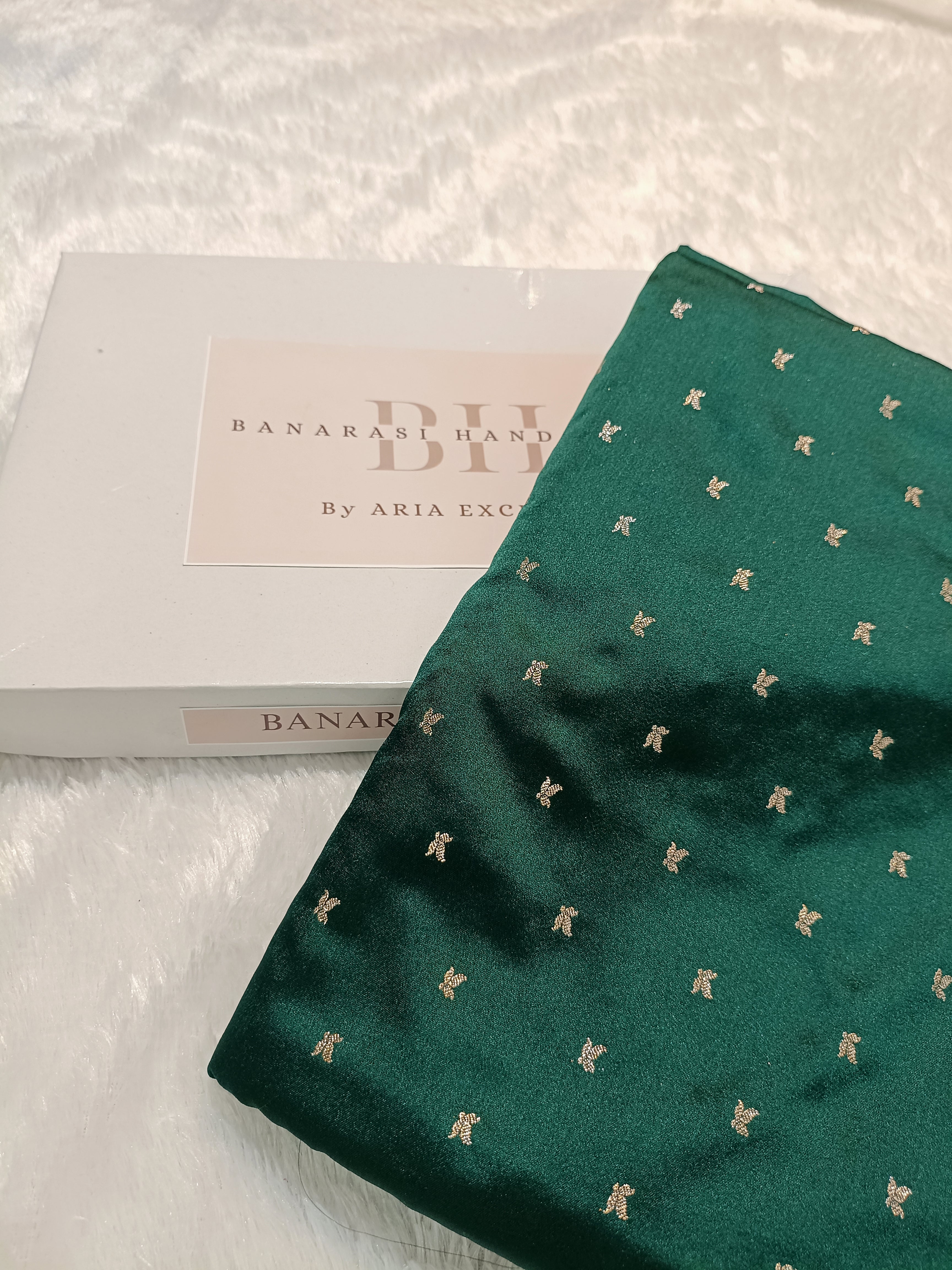 Deep Green Handwoven Kataan Mashru Silk Saree