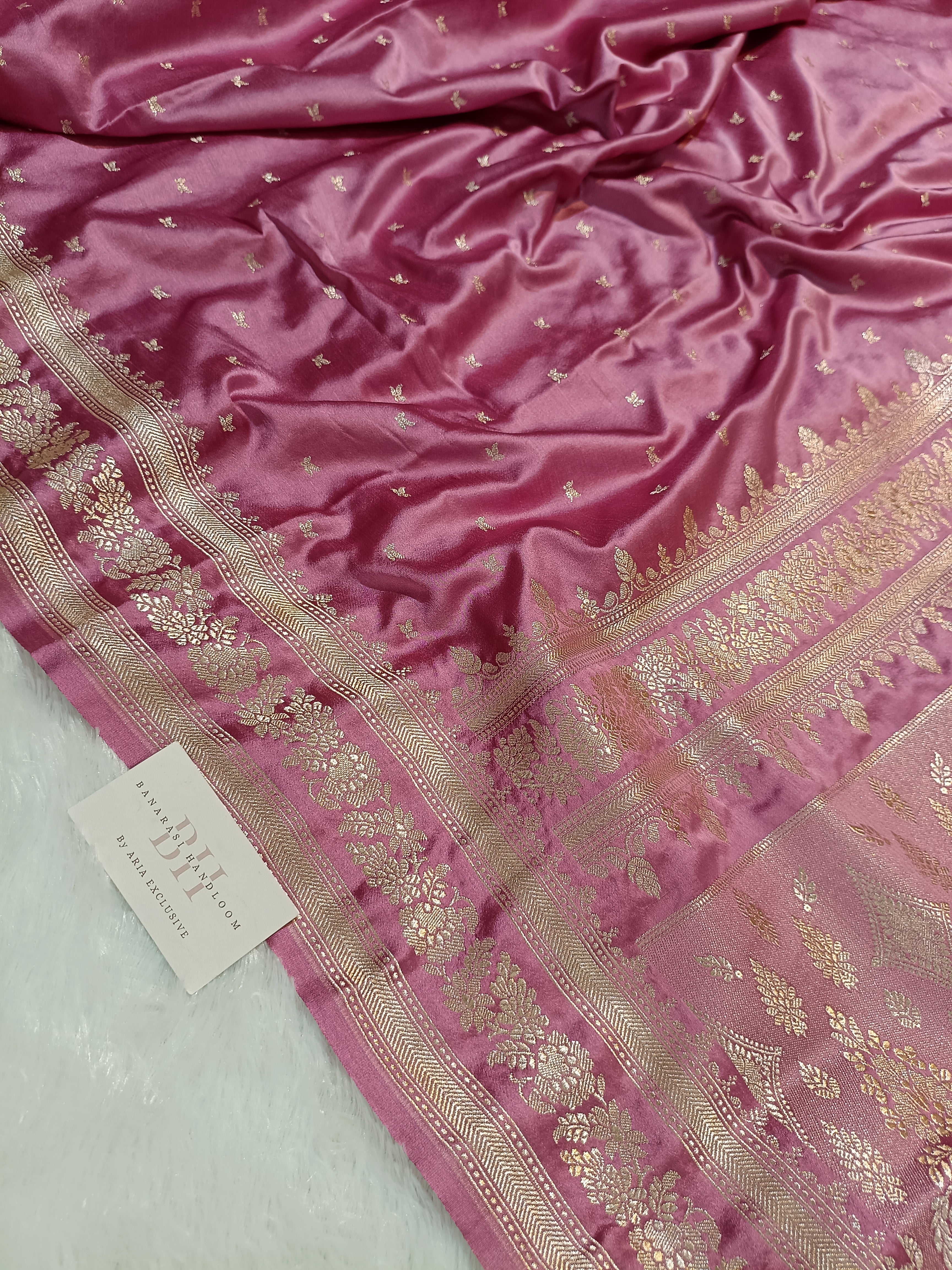 Mauve Pink Shade Handwoven Kataan Mashru Silk Saree