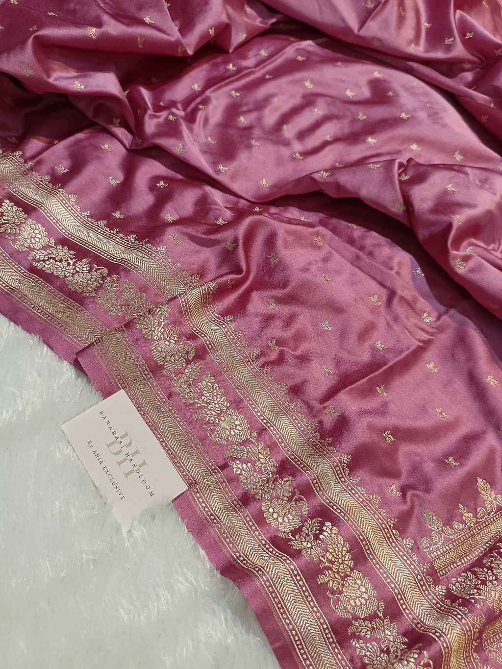 Mauve Pink Shade Handwoven Kataan Mashru Silk Saree