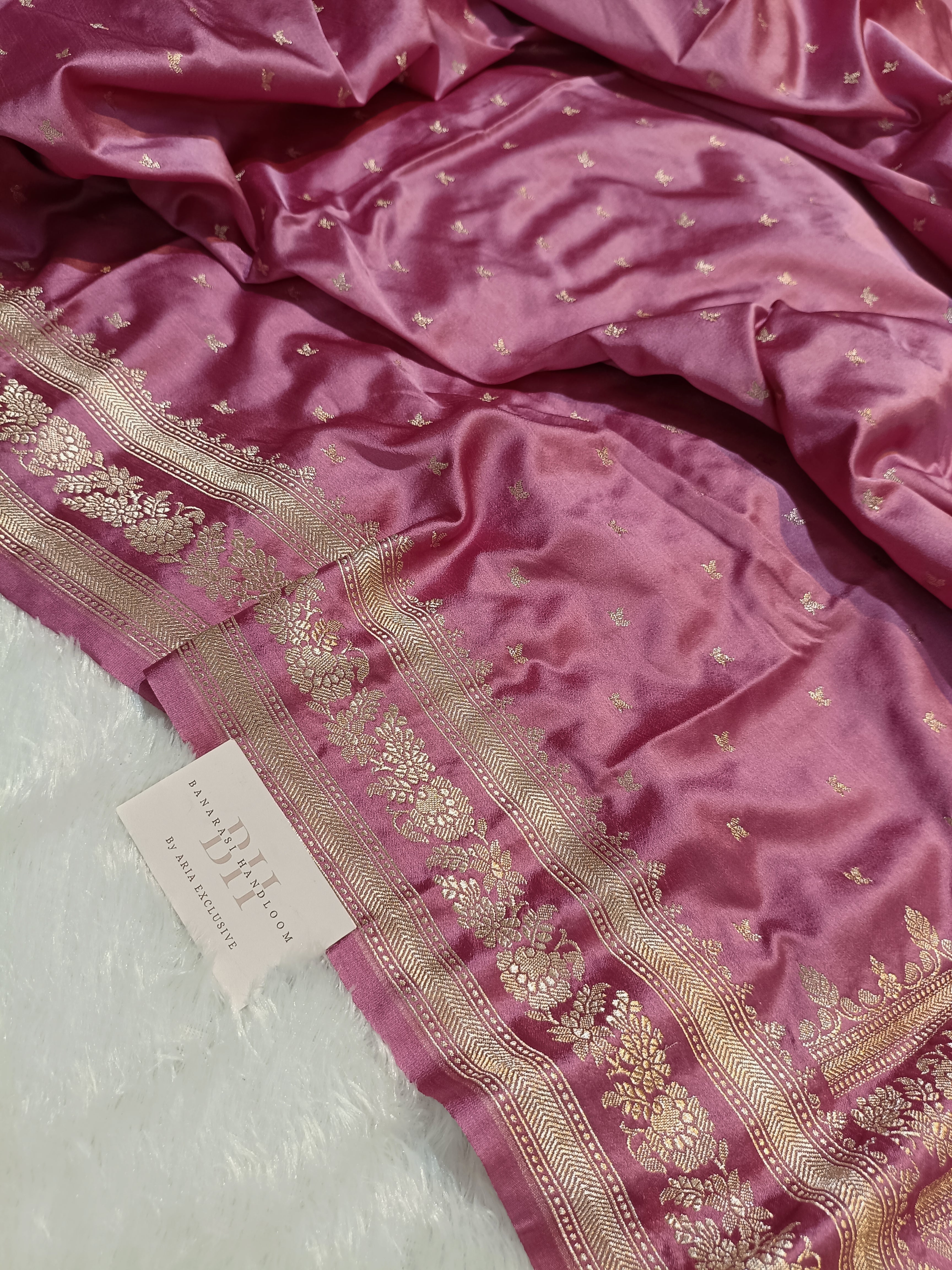 Mauve Pink Shade Handwoven Kataan Mashru Silk Saree