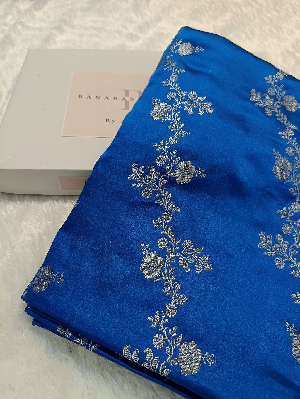 Cobalt Blue Shade Handwoven Kataan Mashru Silk Saree