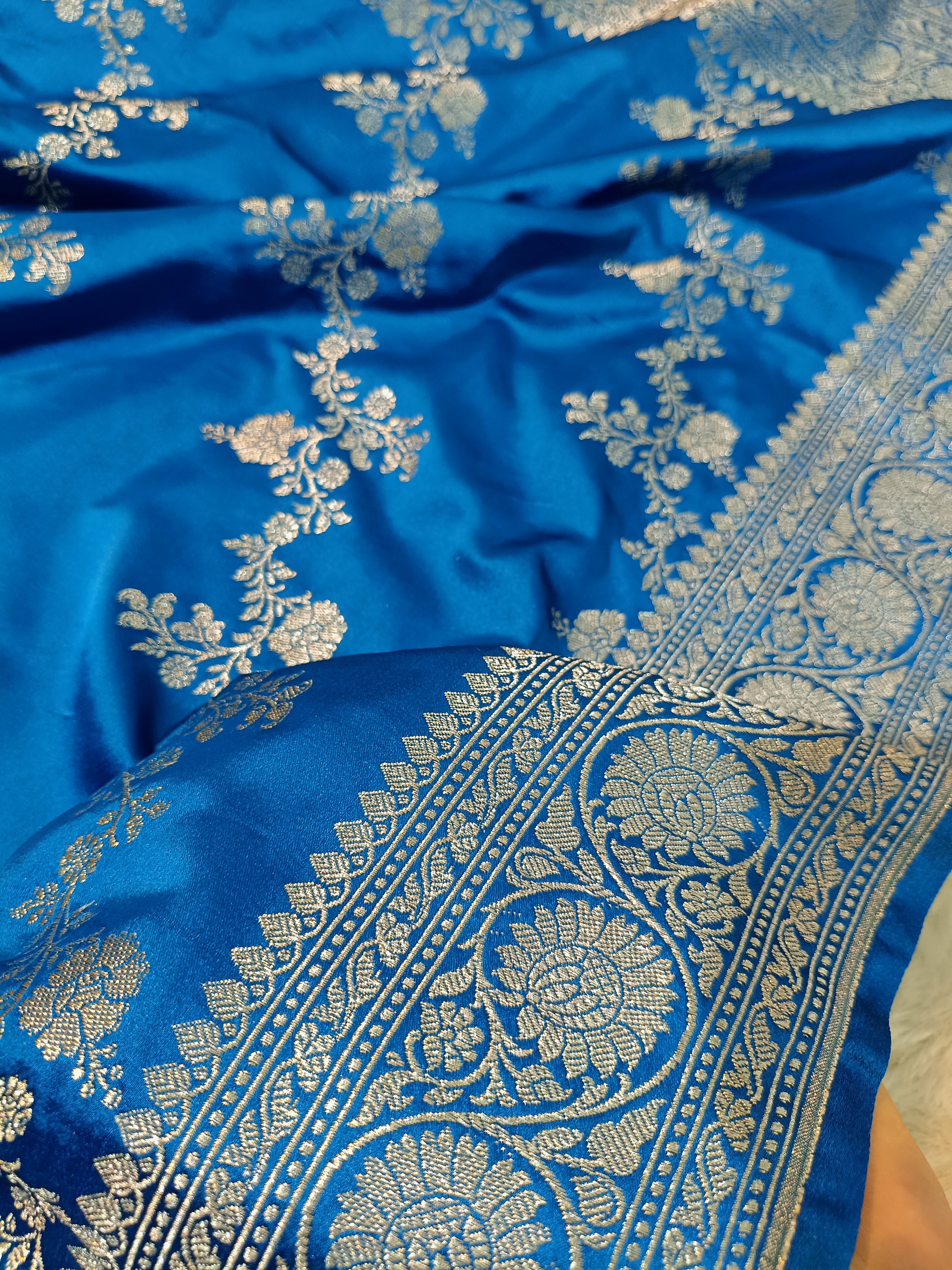Cobalt Blue Shade Handwoven Kataan Mashru Silk Saree