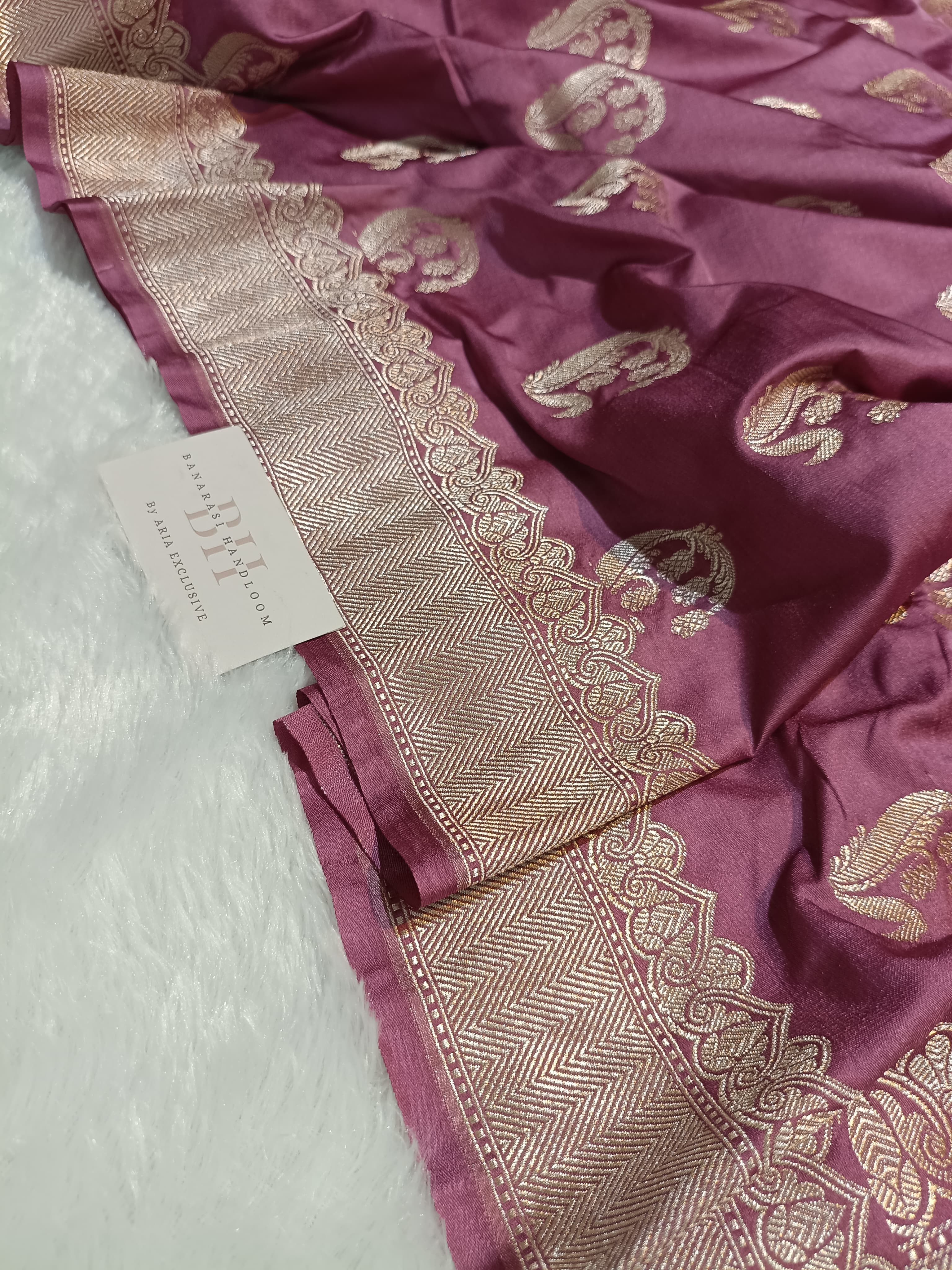 Mauve Pink Shade Handwoven Kataan Mashru Silk Saree
