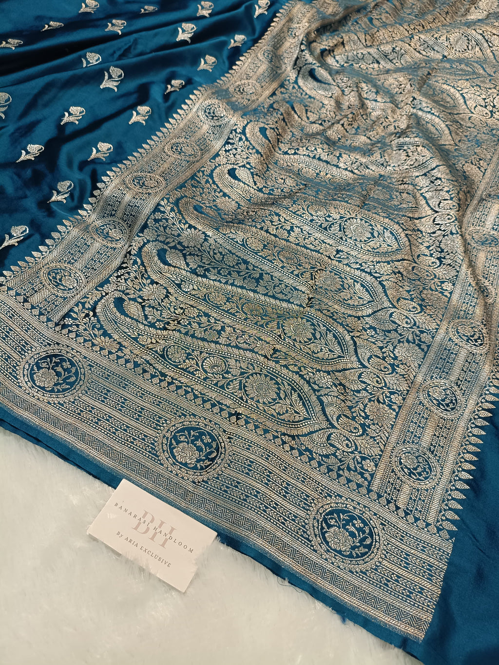 Teal Green Shade Handwoven Kataan Mashru Silk Saree