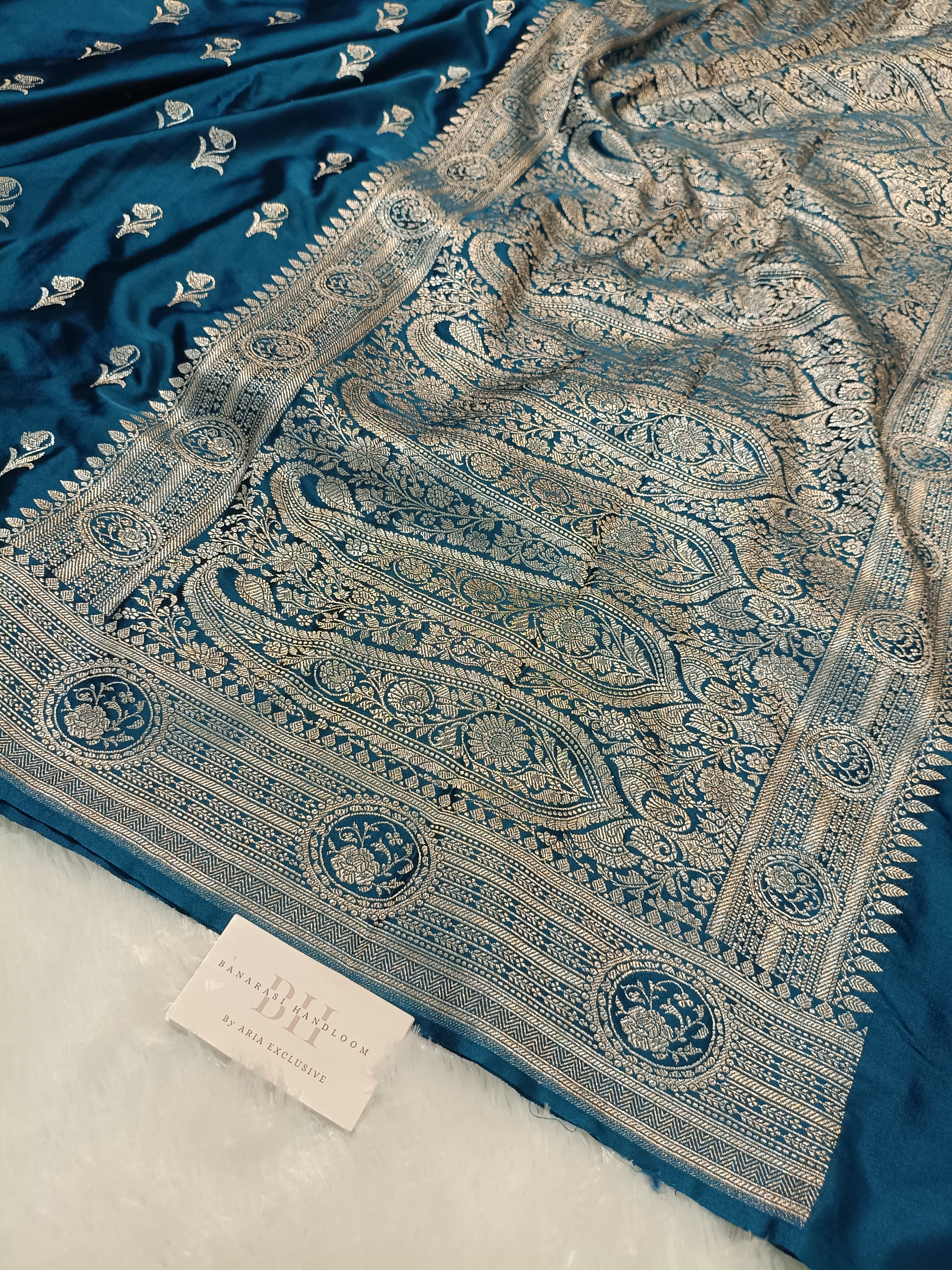 Teal Green Shade Handwoven Kataan Mashru Silk Saree
