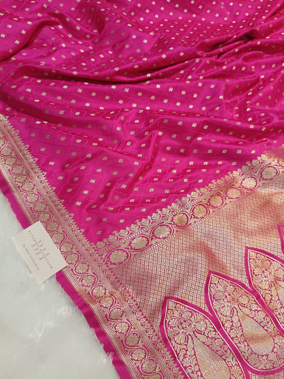 Hot Pink Shade Handwoven Kataan Mashru Silk Saree